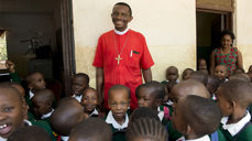– Vi skal ikke dra til Wittenberg for å feire alle sammen, men vi skal se hva vi kan gjøre der vi bor for at andre skal få det bedre, sier biskop Emmanuel Makal Makal i Den evangelisk-lutherske kirken i Tanzania. (Foto: Håvard Bjelland/Kirkens Nødhjelp)