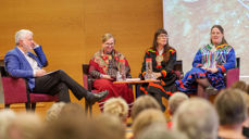 Dagfinn Høybråten, Mari Valjakka, Kaisa Huuva og Lovisa Mienna Sjöberg. (Foto: Den norske kirke/Ørjan Marakatt)