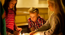 Kirker over hele landet inviterer til skolegudstjenester i disse dager. (Foto: Caroline Roka)