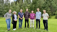 Denne gjengen skal følges opp av Tunsbergs biskop i tiden fremover. Fra venstre: Thekla Elisabeth Berge (prest), Kjersti Falk Berg (diakon), Terje Alexander Grøndahl (prest), Afrian G. Waldenstrøm (prest), Tunsberg-biskop Jan Otto Myrseth, Øyvind Fossen (kantor) og Mathias Kråkenes (kantor).